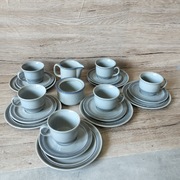 Filiżanki ze spodkami i talerzykami ceramika Pruszków 