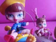 3 laleczki Bratz plus akcesoria 