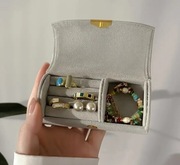 Etui na biżuterię pudełko przenośne na wyjazd wakacje mała szkatułka