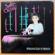 Sally Oldfield - Strange Day in Berlin