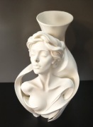 Nowoczesna Rzeźba Popiersie 18cm | Wazon Design 3D | Loft