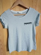 T-shirt, Zara, biała w czarne wąskie paseczki i ozdobnymi ćwiekami