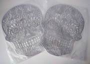 komplet 2szt ażurowe czaszki antypoślizgowe z pcv sugar skull srebrne