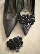 Eleganckie ozdobne przypinki do butów