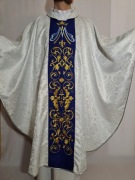 Ornat Maryjny, srebrno-biały, stuła wewnętrzna, szaty liturgiczne 