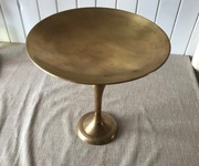 Mosiężna patera na nóżce – vintage / dekoracyjna misa