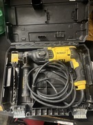 Młotowiertarka dewalt d25133k-qs sds plus nie do zdarcia