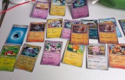 Karty pokemon 19 kart