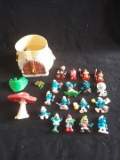 Figurki kolekcjonerskie Smerfy Peyo Schleich lata 70. 