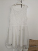 Sukienka tiulowa z perełkami 