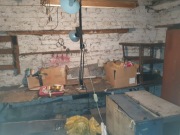 Stoły szafki wieszaki uchwyty warsztatowe drewniane vintage, wyposażenie