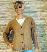 Wygodny i porządny sweter-kardigan