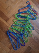 Zestaw kolorowe wieszaki na ubranka dziecięce 19sztuk