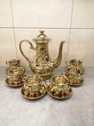 piękny złoty serwis do kawy herbaty