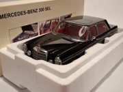 Unikat AUTOart Mercedes 300SEL W109 1/18