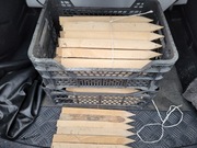 Paliki geodezyjne drewniane budowlane 70 sztuk 300x25x25 bukowe