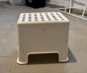 Podnóżek / stołek dziecięcy IKEA Försiktig