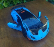 Model RC Lamborgini Huracan STO w skali 1:14 marki Rastar, stan idealny