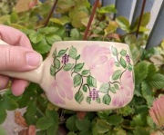 Ceramiczny tygielek ręcznie malowany PRL różowy kwiat