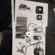 Zestaw majsterkowicza - silniki, elektromagnes, sprężyny, łożyska