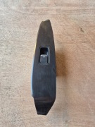 Przełącznik szyby prawy tył Mazda cx5 12-17