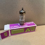 PC92 - Siemens - Lampa Elektronowa - Trioda - B7G