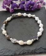 Bransoletka różaniec – opal i biały agat 