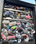 Sortowana odzież używana hurt mix