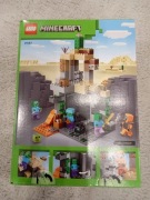 Klocki LEGO Minecraft Zombie Dungeon 284 elementy