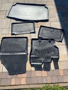 Dywaniki i wykładzina bagażnika yaris 2021