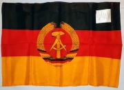 Flaga NRD 40x60 cm nowa, metka, oryginał z epoki