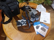 Olympus OM-D E-M10 Mark III plus dwa obiektywy, 3 baterie, torba