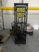 Serwer, szafa rakowa