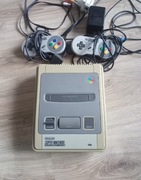 Konsola Super Nintendo SNES. Kompletny oryginalny sprawny zestaw 