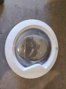 Okno drzwiczki pralki Indesit iwe6
