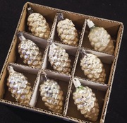 Bombki choinkowe srebrne szyszki szklane retro ozdoby na choinkę  vintage 