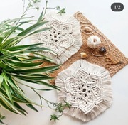 Podkładki / dekoracja/ serwetka na stół wykonana metodą makramy