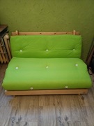 Sofa drewniana z materacem futon , rozkładana 