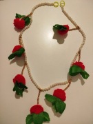 Korali biało czerwone długość 95 cm