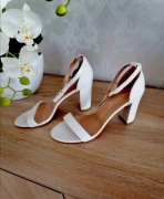 Eleganckie buty białe sandały ślub cywilne 40 wkl 26