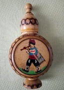 Vintage PRL drewniany ręcznie malowany pojemnik na różane perfumy Bułgaria 