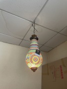 Lampa wiszącą kolorowa orientalna