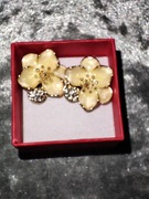 Złote kolczyki nowe kwiaty 