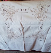 Obrus lniany haftowany maszynowo,Cepelia PRL