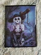 Plakat w ramce 30x40 Dead by Daylight – Sable Ward "I'm hooked on you"