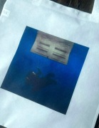 Torebka tote bag materiał non woven wymiary 36x40 cm billie eilish 