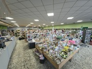 Wyprzedaż likwidacja sklepu kwiaty, biurka, antyki