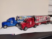 Kolekcjonerskie  auta Coca-Cola i Diet Pepsi