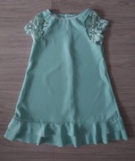 Elegancka sukienka prosta seledynowa koronka 146