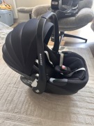 Zestaw Maxi-Cosi ( baza + fotelik )
